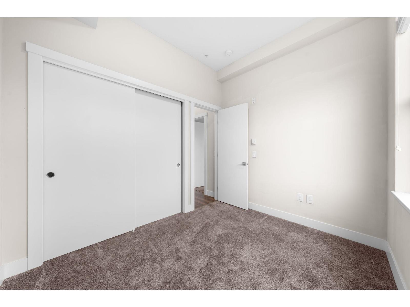 312 2120 Gladwin Road, Abbotsford, BC - Indoor Photo Showing Other Room