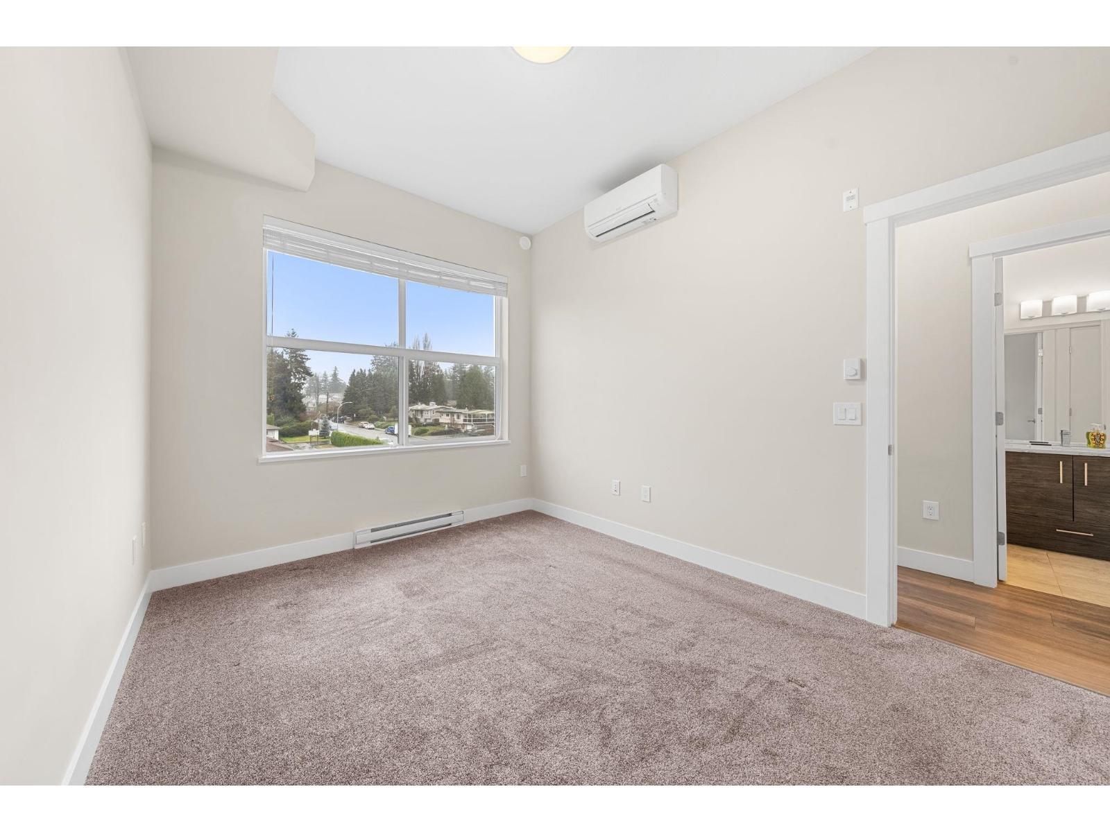 312 2120 Gladwin Road, Abbotsford, BC - Indoor Photo Showing Other Room