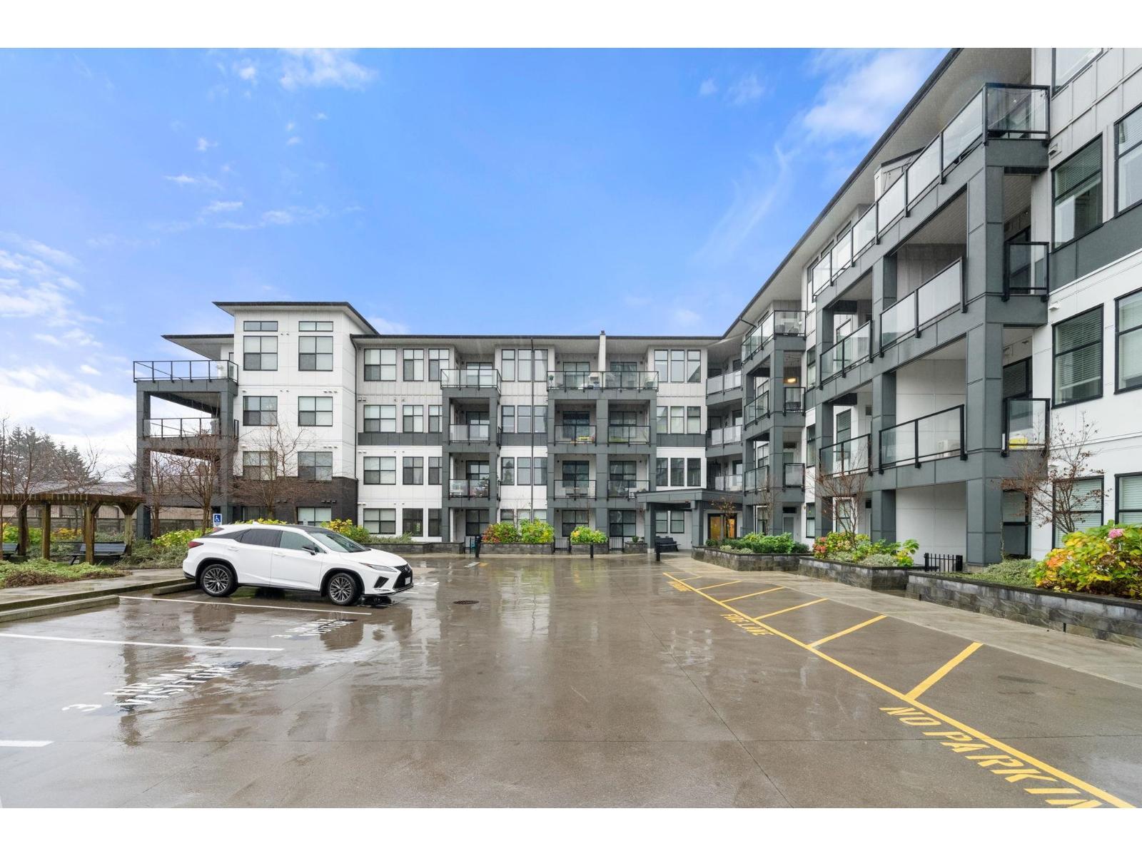 312 2120 Gladwin Road, Abbotsford, BC - Outdoor With Balcony With Facade