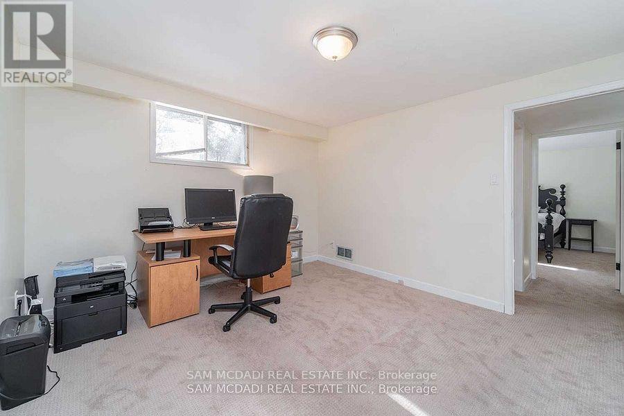 1730 Sunningdale Bend, Mississauga, ON - Indoor