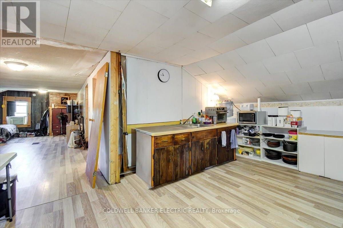 450 Thomasburg Road, Centre Hastings, ON