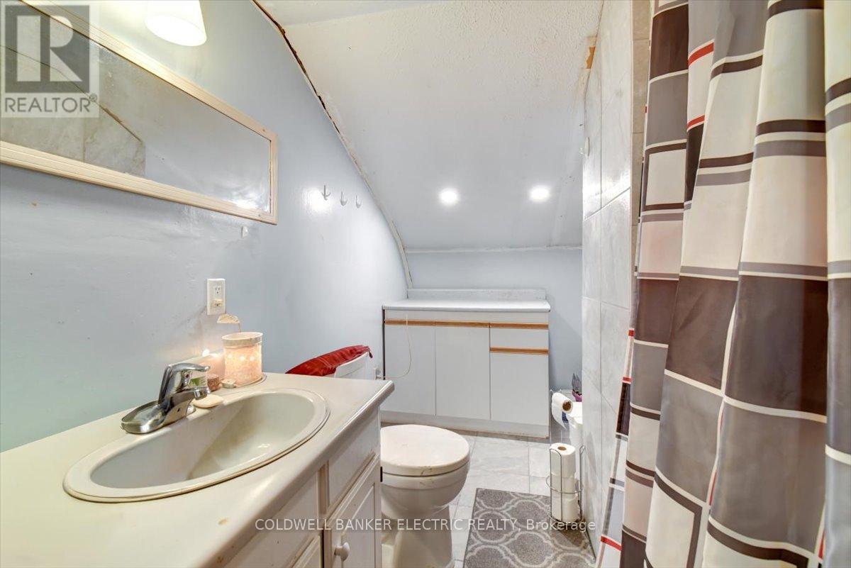 450 Thomasburg Road, Centre Hastings, ON