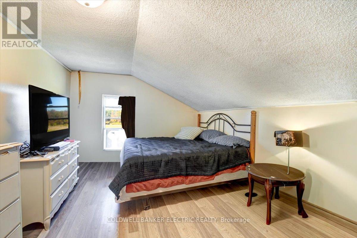 450 Thomasburg Road, Centre Hastings, ON