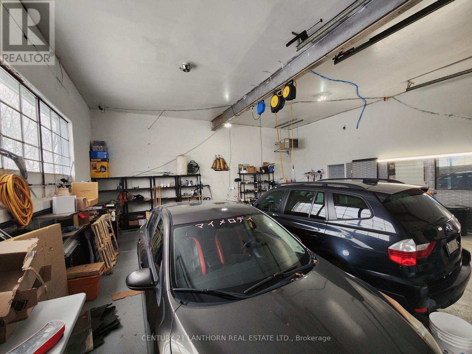 10 Cannifton Road, Belleville (Belleville Ward), ON