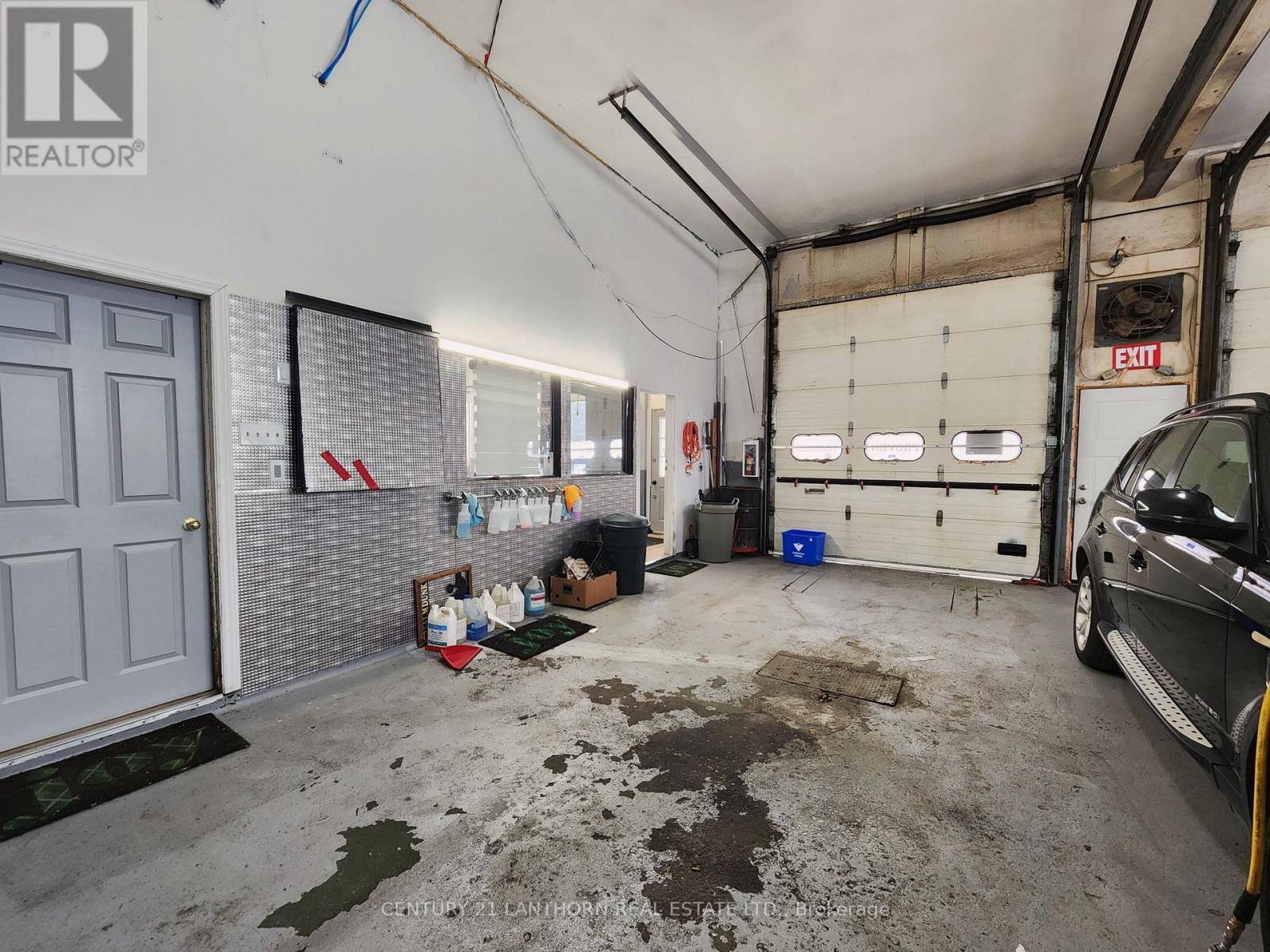 10 Cannifton Road, Belleville (Belleville Ward), ON