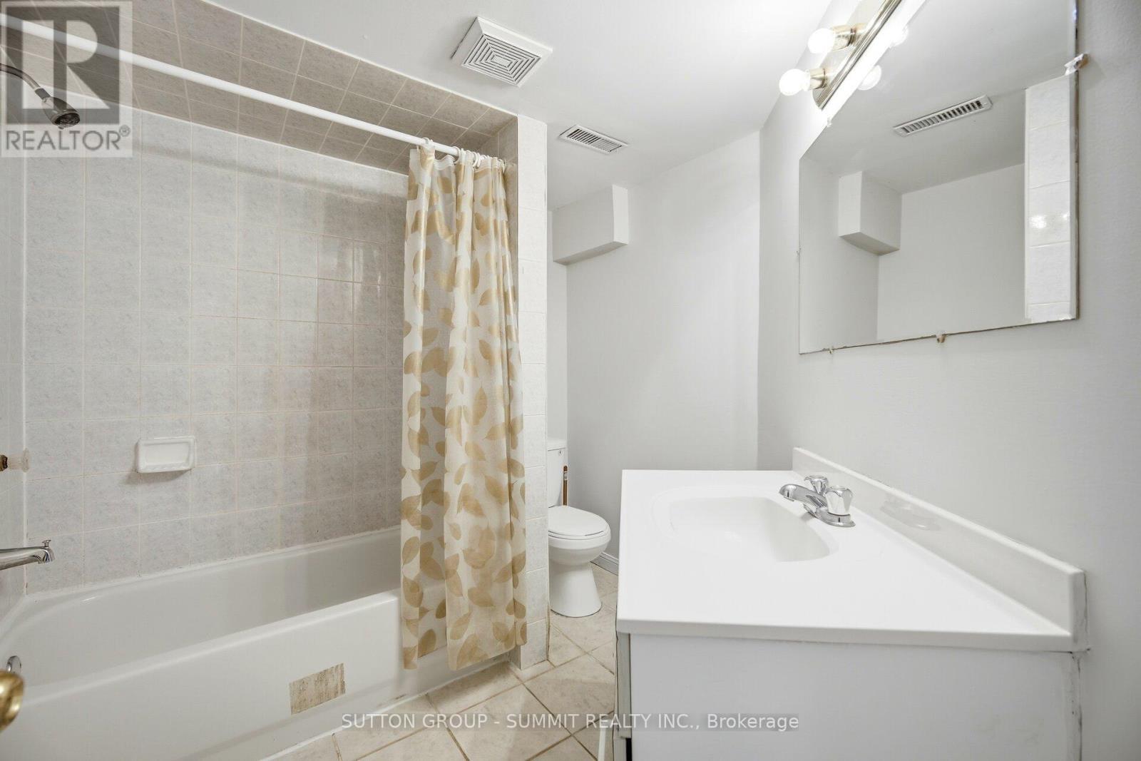 91 Woodhaven Drive, Brampton, ON - Indoor Photo Showing Bathroom