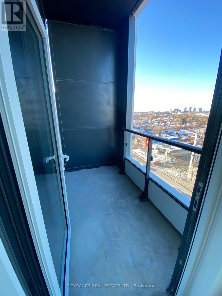 822 - 1037 The Queensway, Toronto, ON - Outdoor With Balcony With Exterior