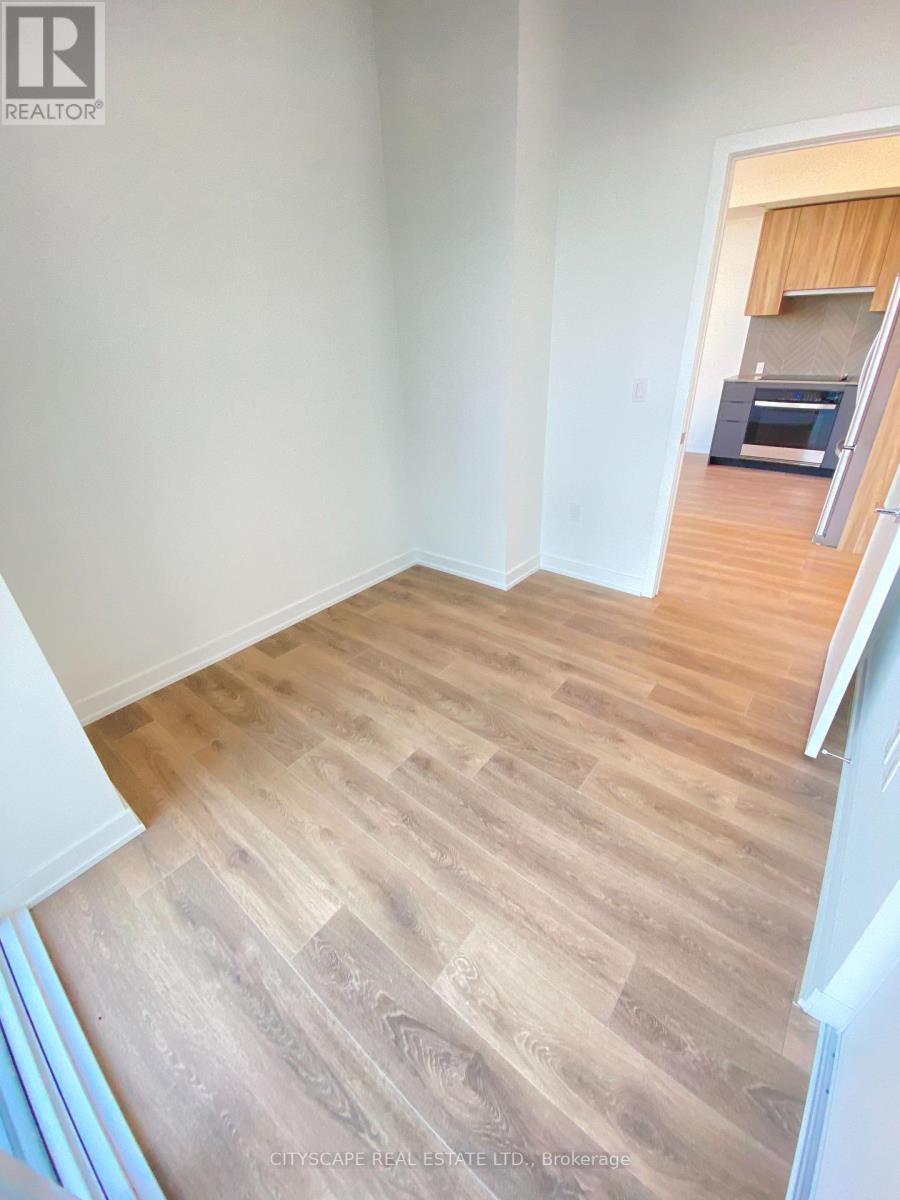 822 - 1037 The Queensway, Toronto, ON - Indoor Photo Showing Other Room