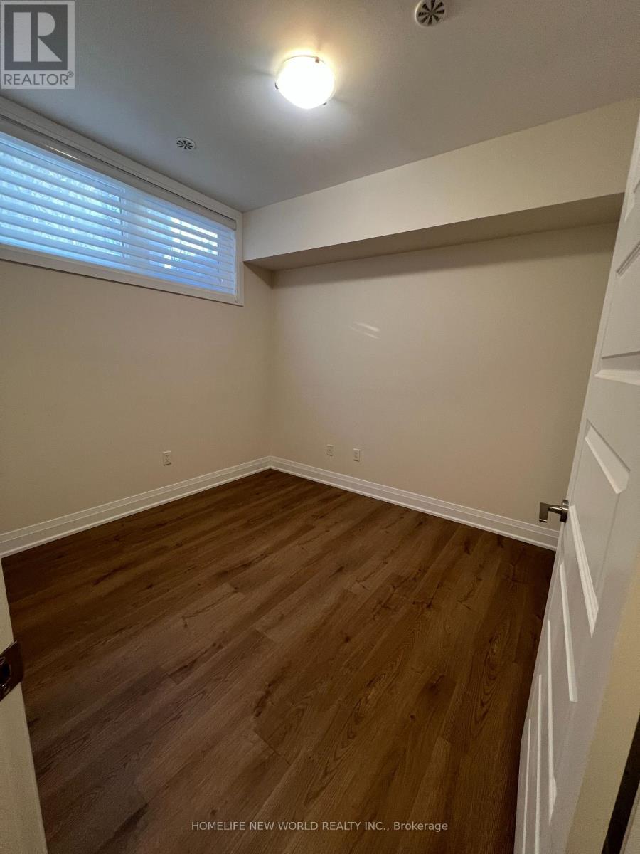 23 - 15 Eldora Ave, Unit 23 Eldora Avenue, Toronto, ON - Indoor