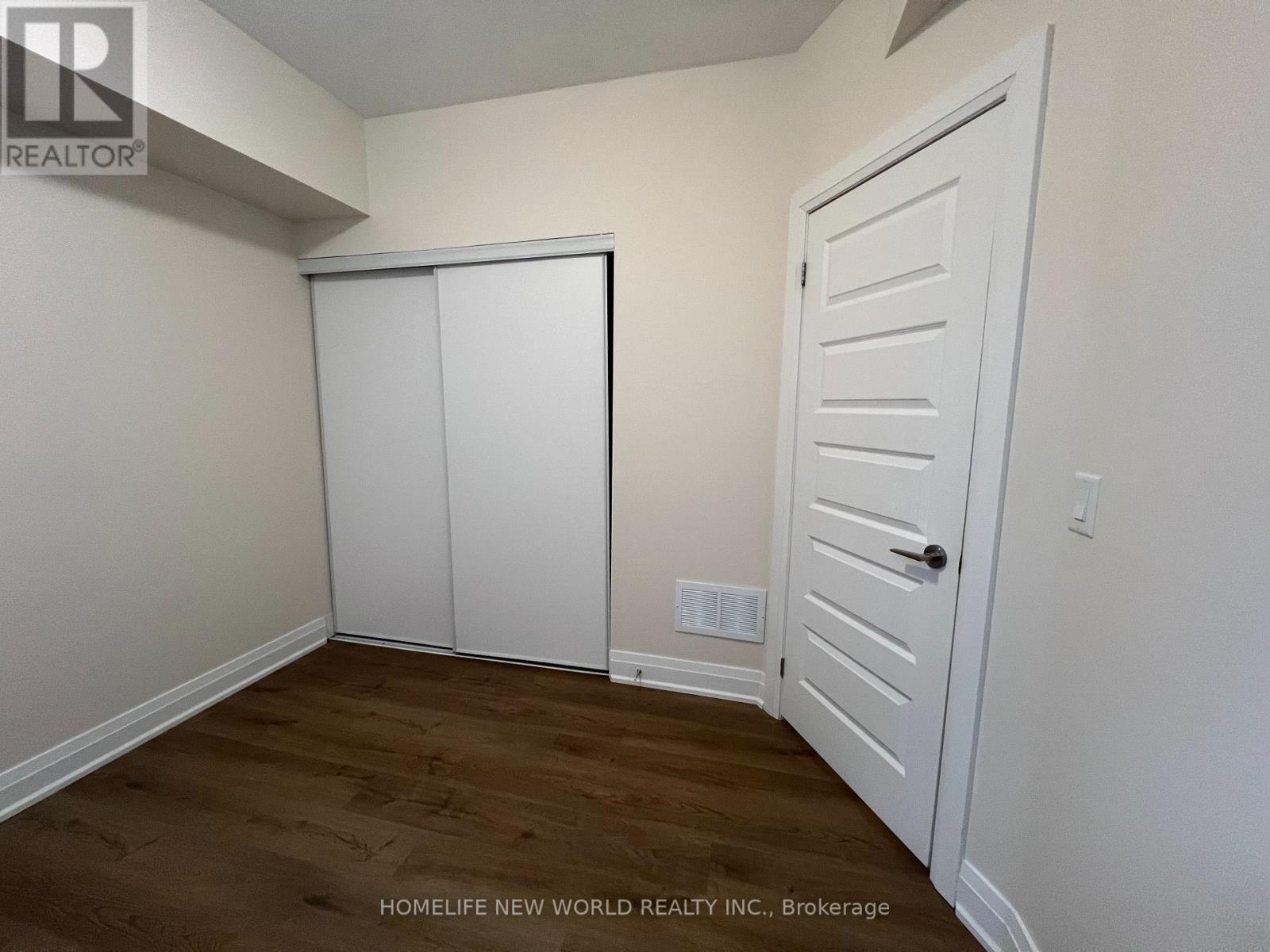 23 - 15 Eldora Ave, Unit 23 Eldora Avenue, Toronto, ON - Indoor Photo Showing Other Room