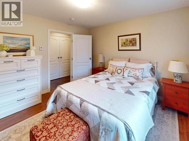 7365 Glacier Street, Powell River, BC - Indoor Photo Showing Bedroom