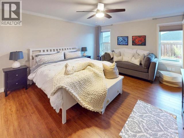7365 Glacier Street, Powell River, BC - Indoor Photo Showing Bedroom