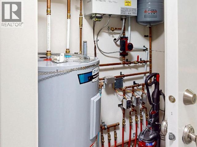 7365 Glacier Street, Powell River, BC - Indoor Photo Showing Basement