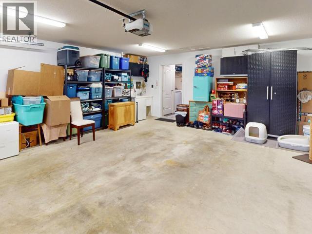 7365 Glacier Street, Powell River, BC - Indoor Photo Showing Garage
