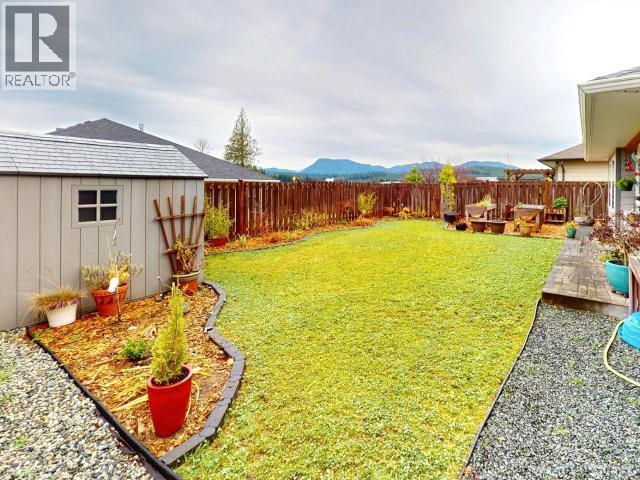 7365 Glacier Street, Powell River, BC - Outdoor