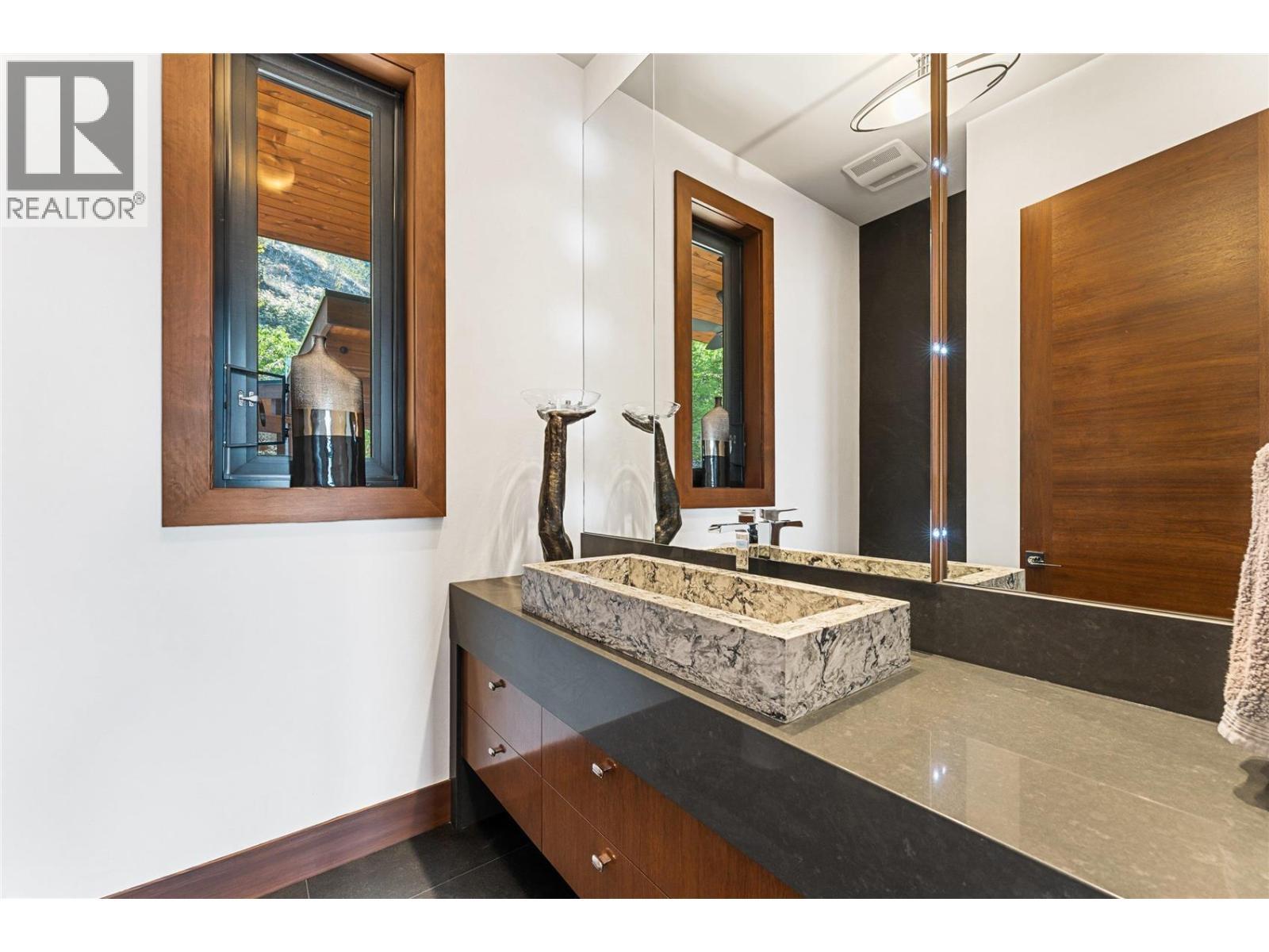 180 Sheerwater Court Unit# 23, Kelowna, BC - Indoor Photo Showing Other Room