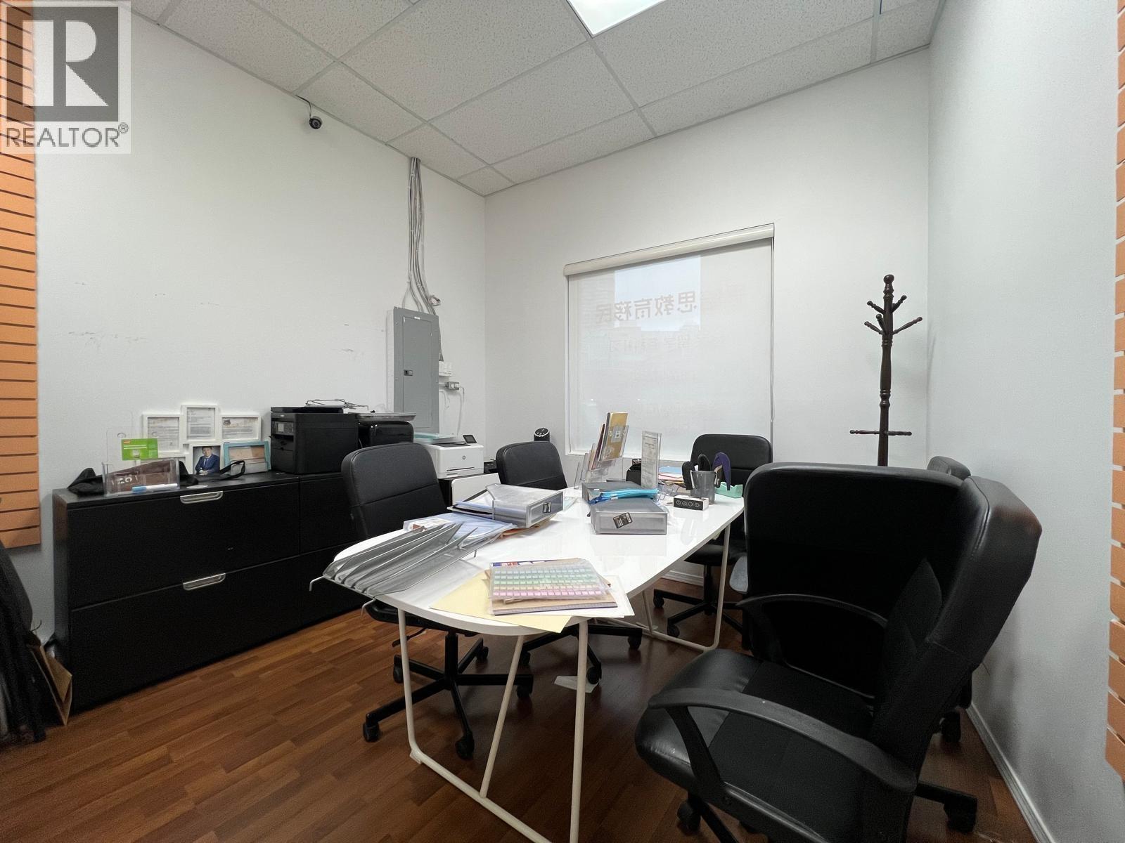 2615 4500 Kingsway, Burnaby, BC