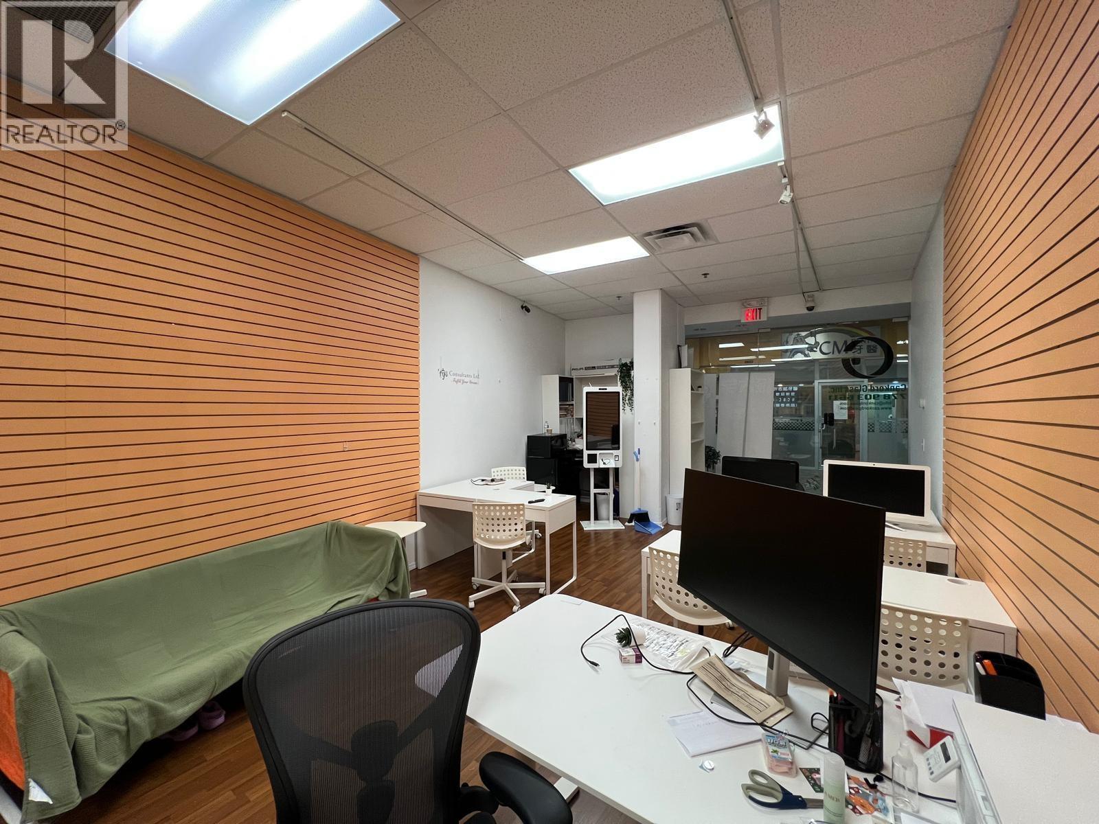 2615 4500 Kingsway, Burnaby, BC