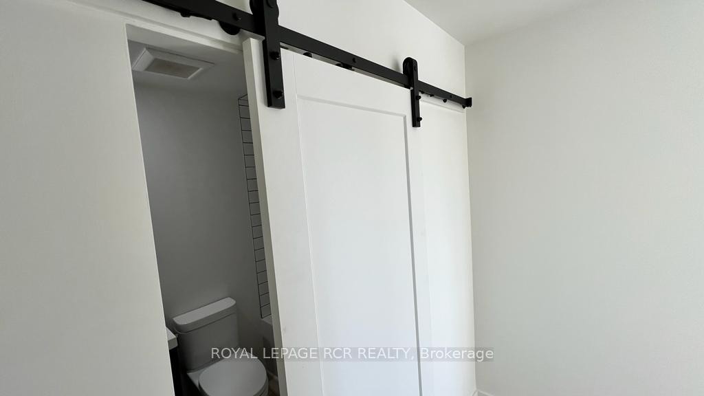 303-9 Princess Street, Orangeville, ON - Indoor