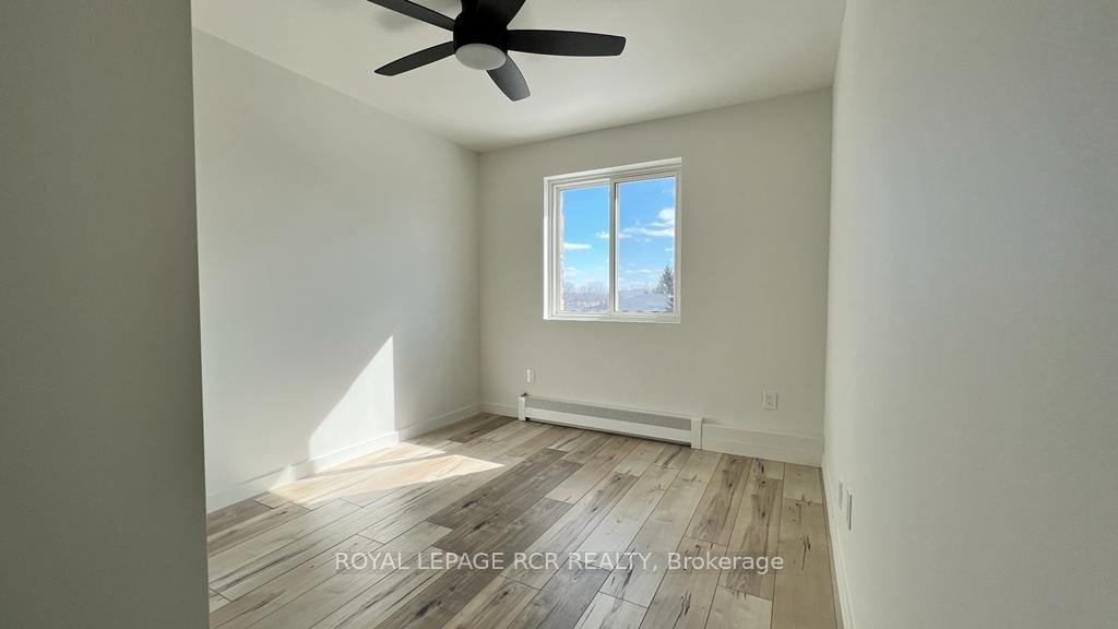 303-9 Princess Street, Orangeville, ON - Indoor Photo Showing Other Room