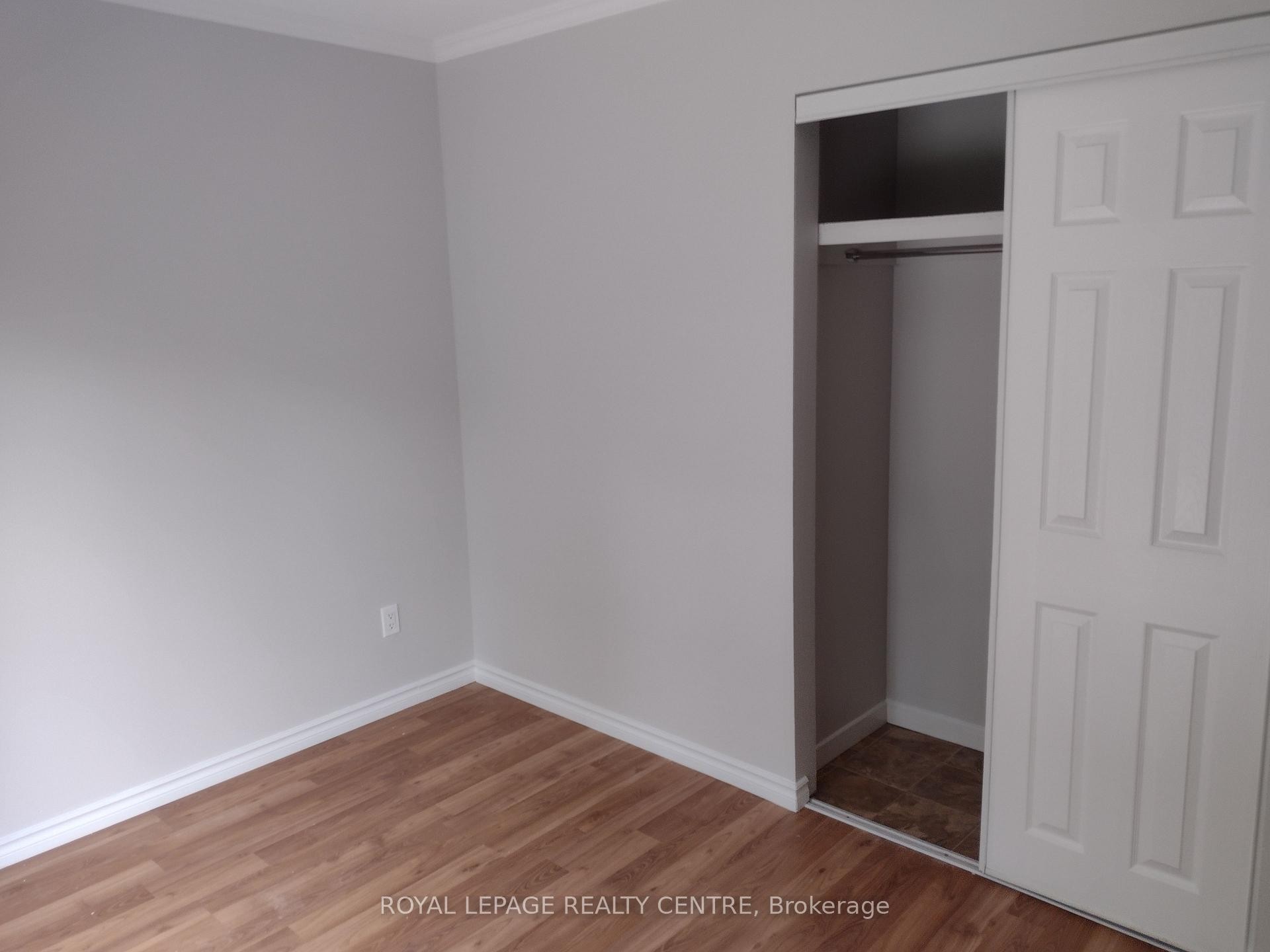 Upper-3 Salisbury Circle, Brampton, ON