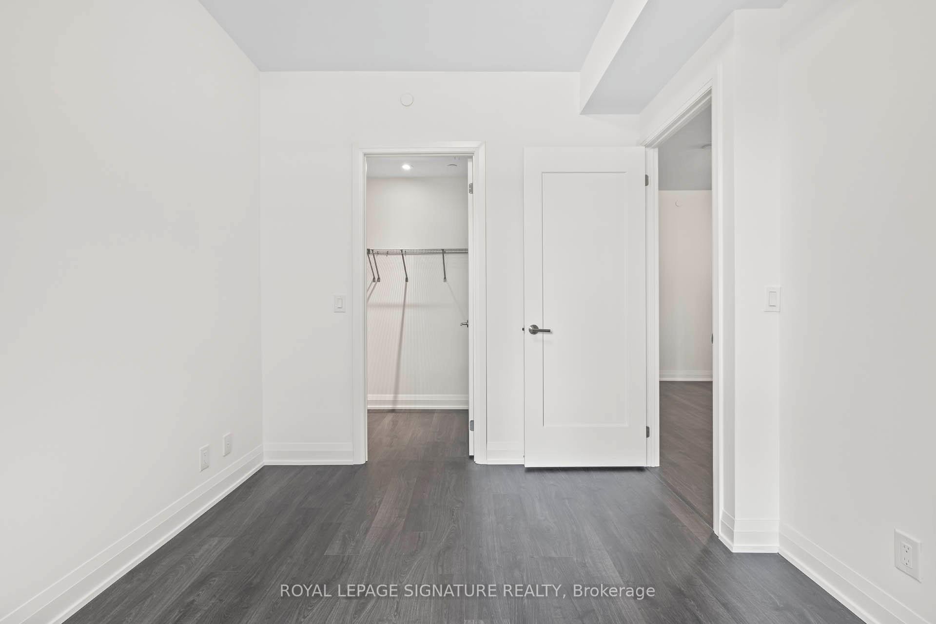 1302-65 Broadway Avenue, Toronto, ON - Indoor Photo Showing Other Room