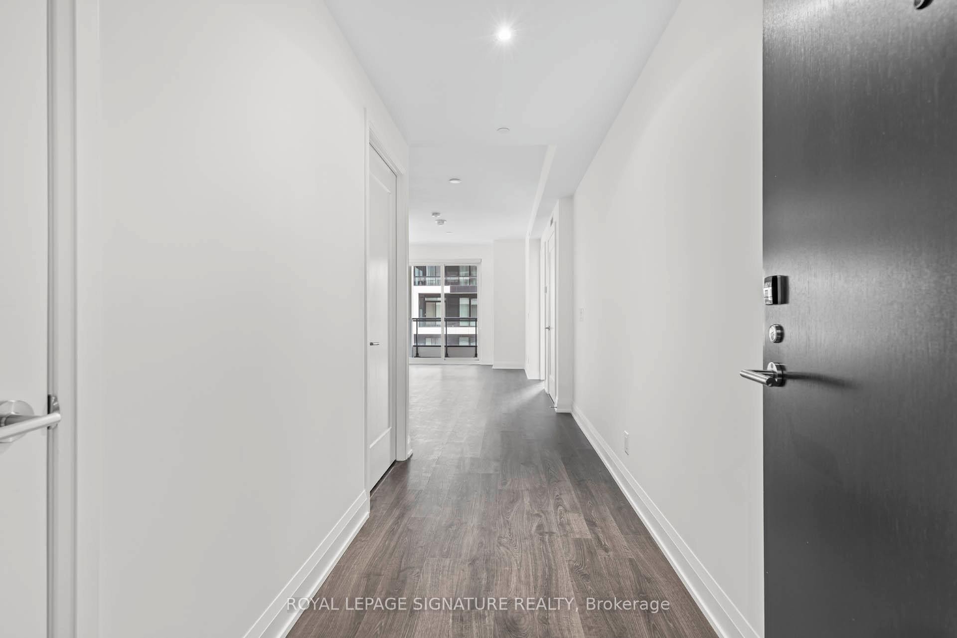 1302-65 Broadway Avenue, Toronto, ON - Indoor Photo Showing Other Room