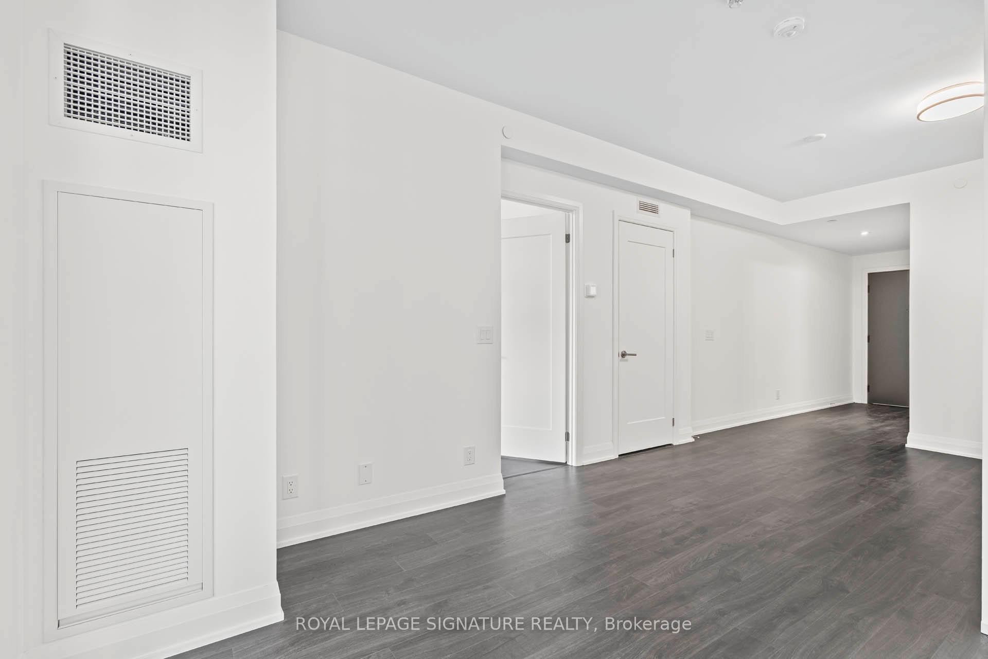 1302-65 Broadway Avenue, Toronto, ON - Indoor Photo Showing Other Room