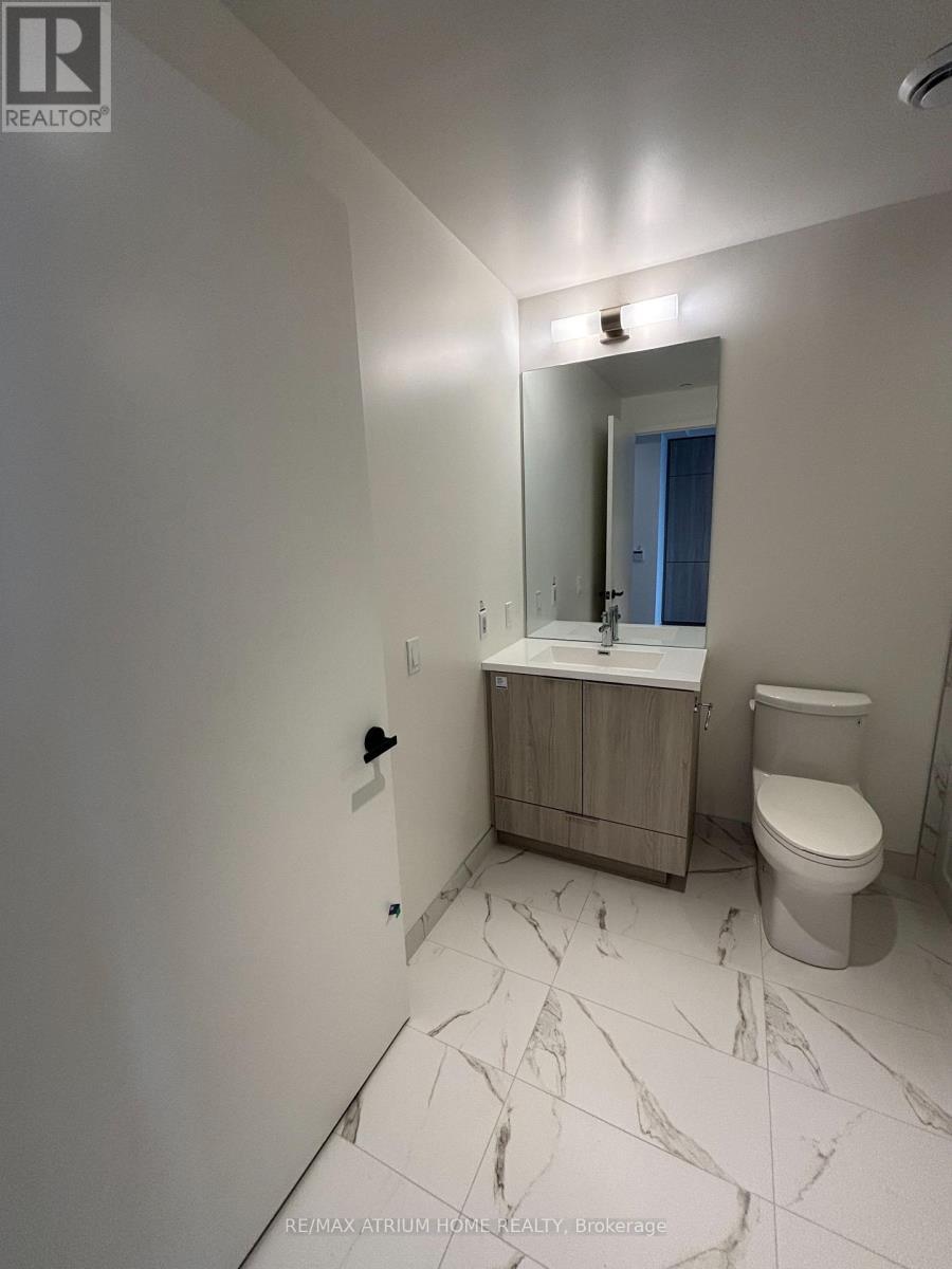 4608 - 8 Interchange Way, Vaughan, ON - Indoor Photo Showing Bathroom