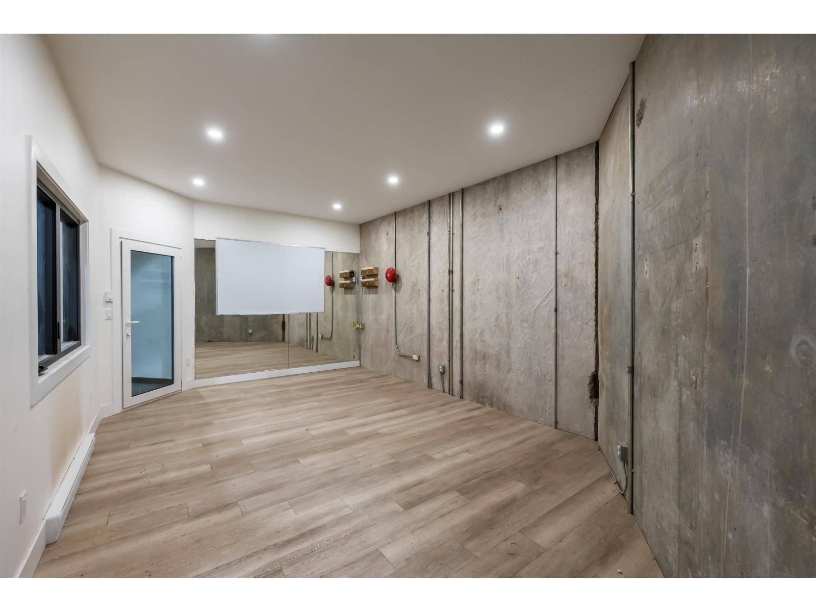 205 30701 Simpson Road, Abbotsford, BC