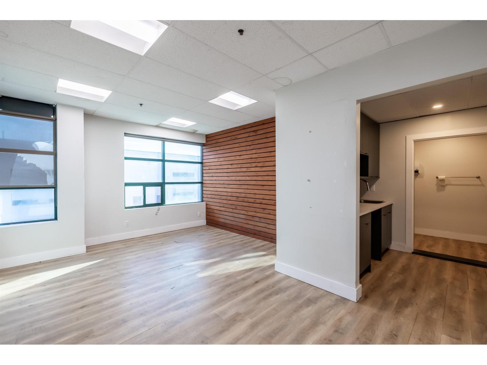 205 30701 Simpson Road, Abbotsford, BC