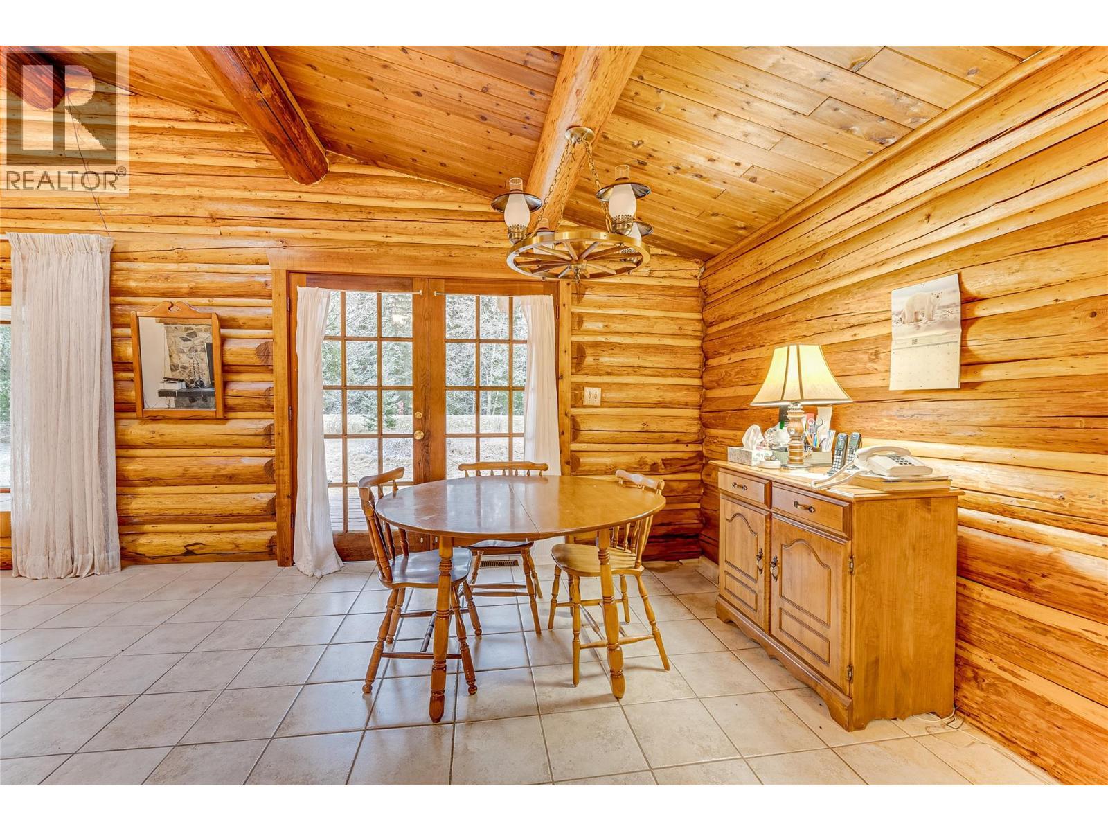 3137 Enderby Mabel Lake Road, Enderby, BC - Indoor Photo Showing Dining Room