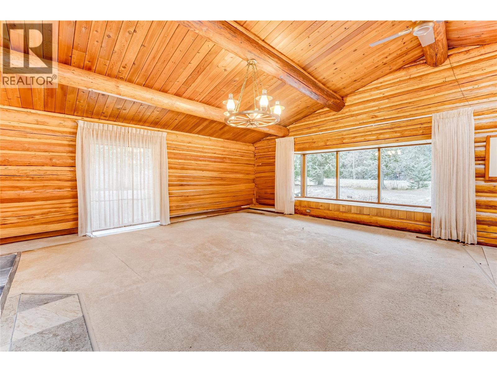 3137 Enderby Mabel Lake Road, Enderby, BC - Indoor Photo Showing Other Room