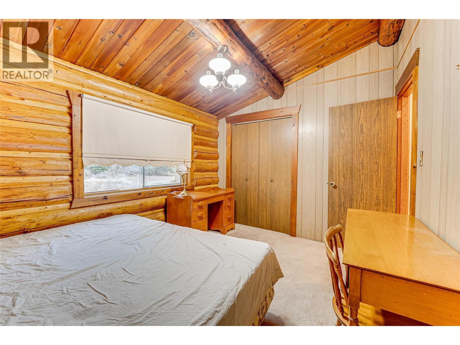 3137 Enderby Mabel Lake Road, Enderby, BC - Indoor Photo Showing Bedroom