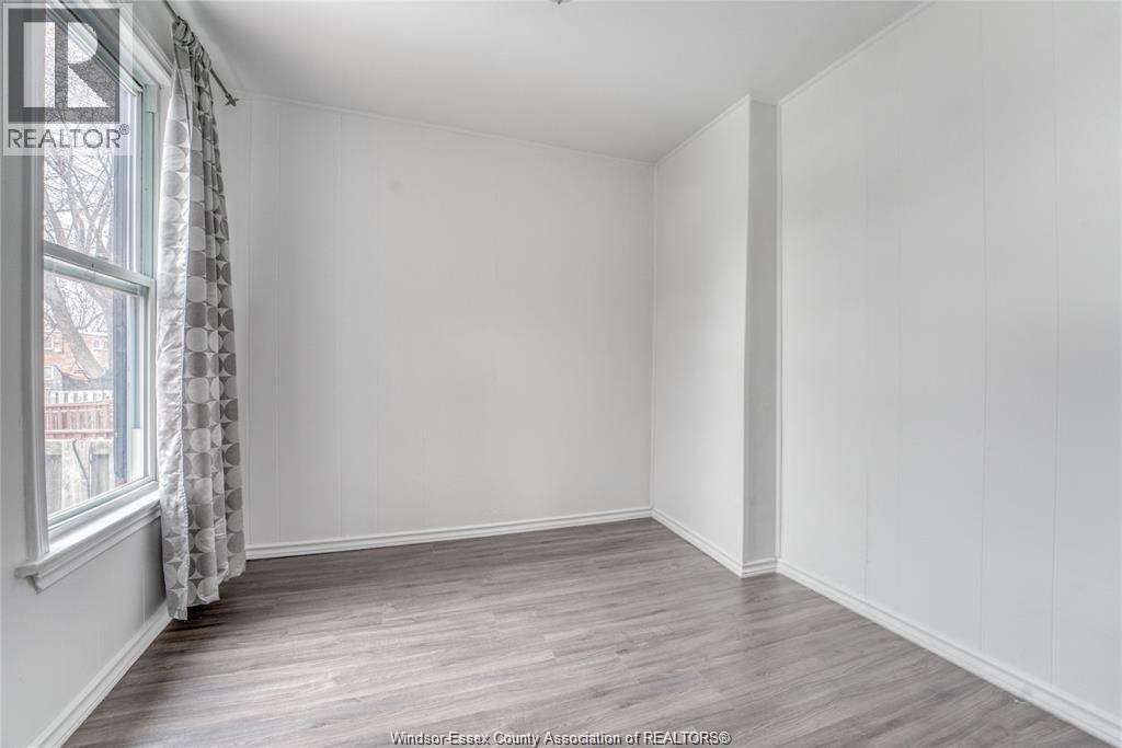 929 Bridge Avenue, Windsor, ON