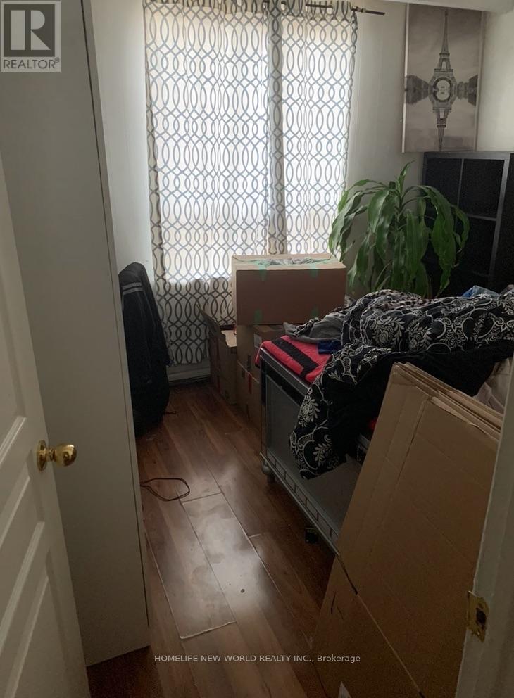 5 - 2900 Keele Street, Toronto, ON - Indoor Photo Showing Other Room