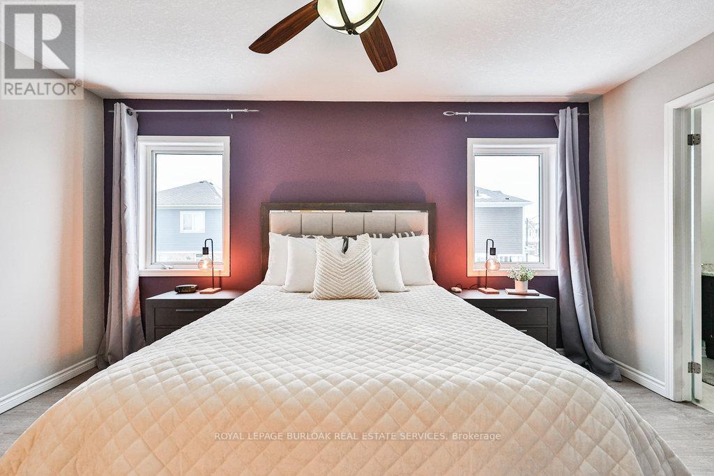 68 Lupo Drive, Hamilton, ON - Indoor Photo Showing Bedroom