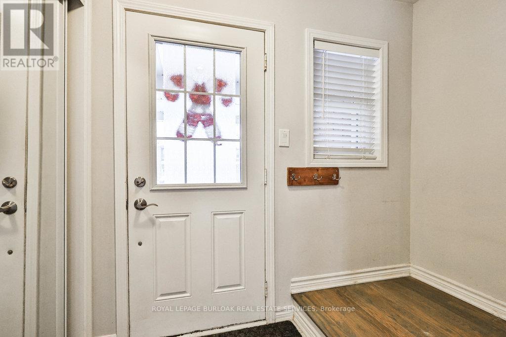 68 Lupo Drive, Hamilton, ON - Indoor Photo Showing Other Room