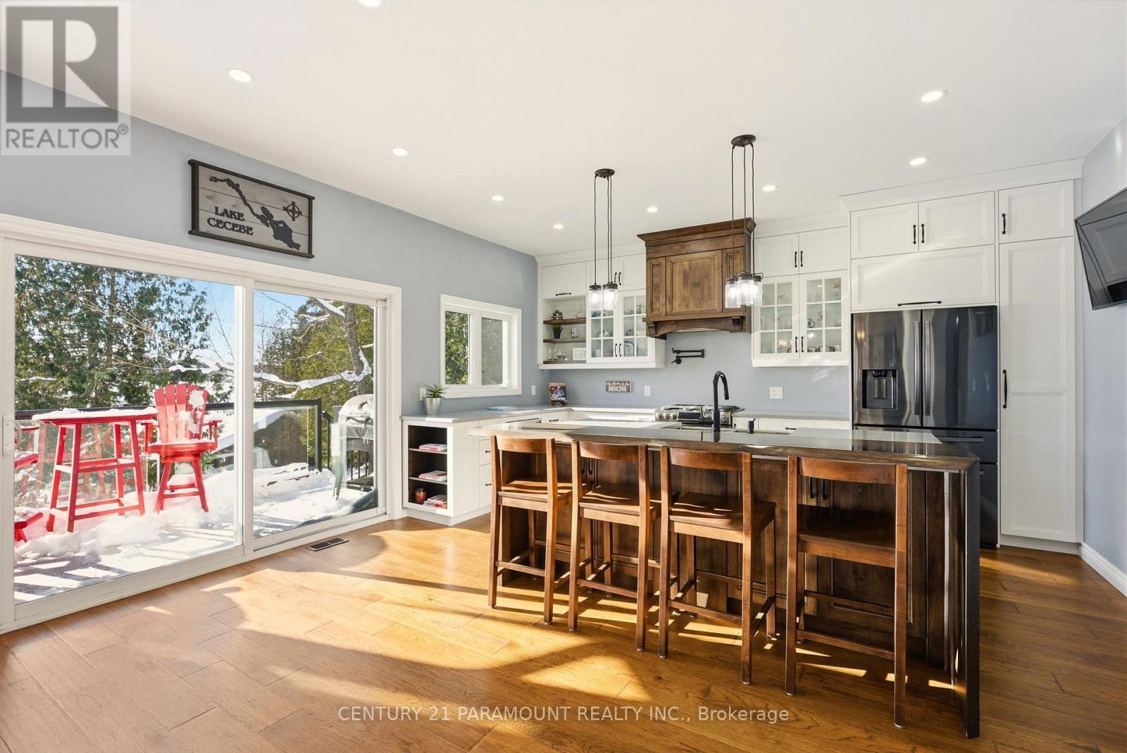 126 Chapman Drive Se, Magnetawan, ON - Indoor