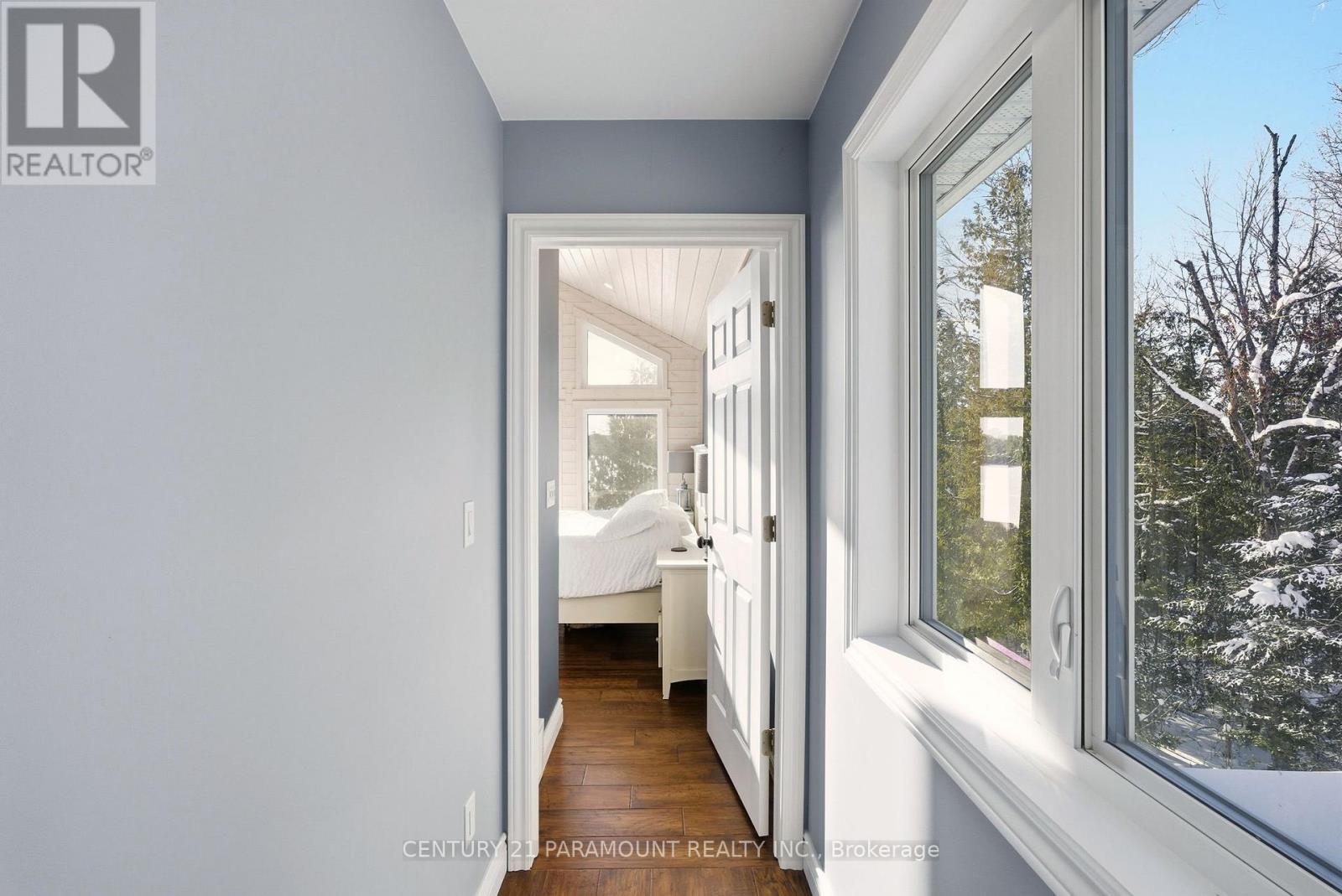 126 Chapman Drive Se, Magnetawan, ON - Indoor Photo Showing Other Room