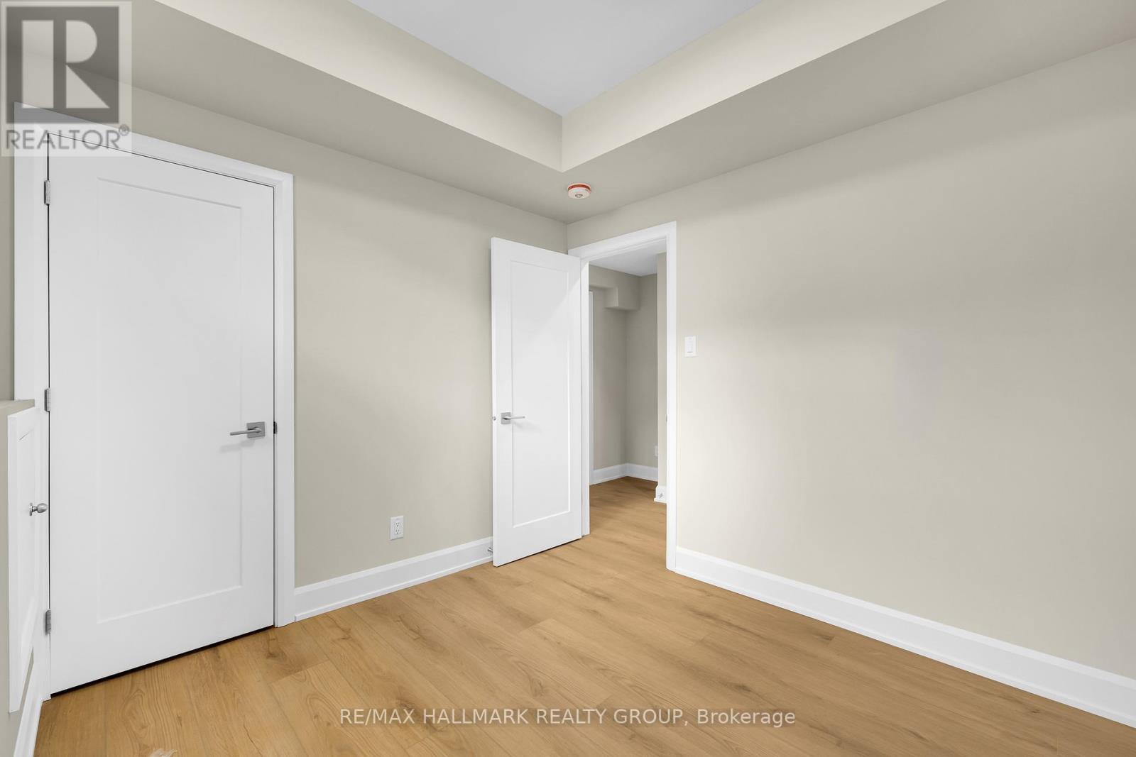 505 Dawson - B Avenue, Ottawa, ON