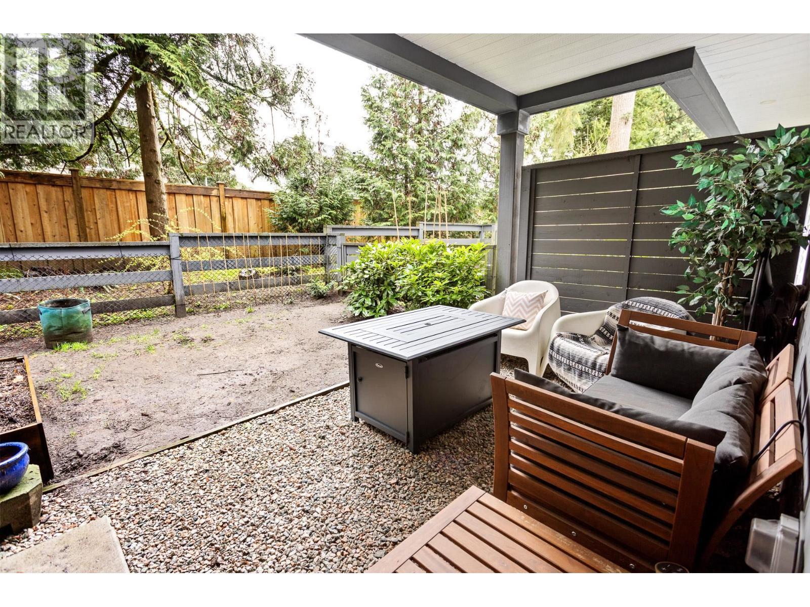 3 19696 Hammond Road, Pitt Meadows, BC - Outdoor With Exterior