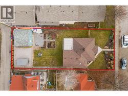 0.16 acre flat, fenced yard -