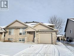 70 FORESTDALE CRESCENT Cornwall, ON K6K 0A5