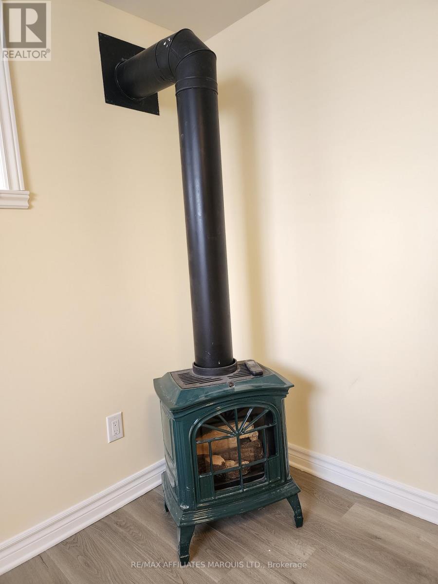 70 Forestdale Crescent, Cornwall, ON - Indoor Photo Showing Other Room