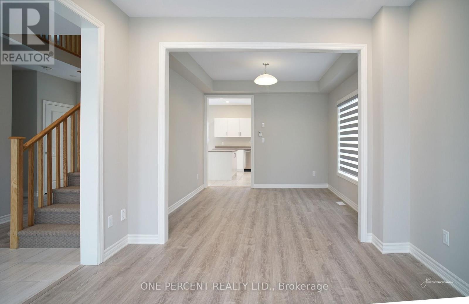 242 Springfield Crescent, Clearview (Stayner), ON - Indoor Photo Showing Other Room