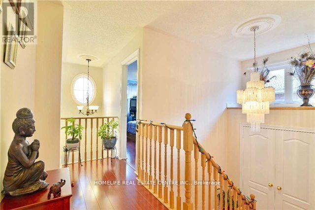 65 Batt Crescent, Ajax, ON - Indoor Photo Showing Other Room