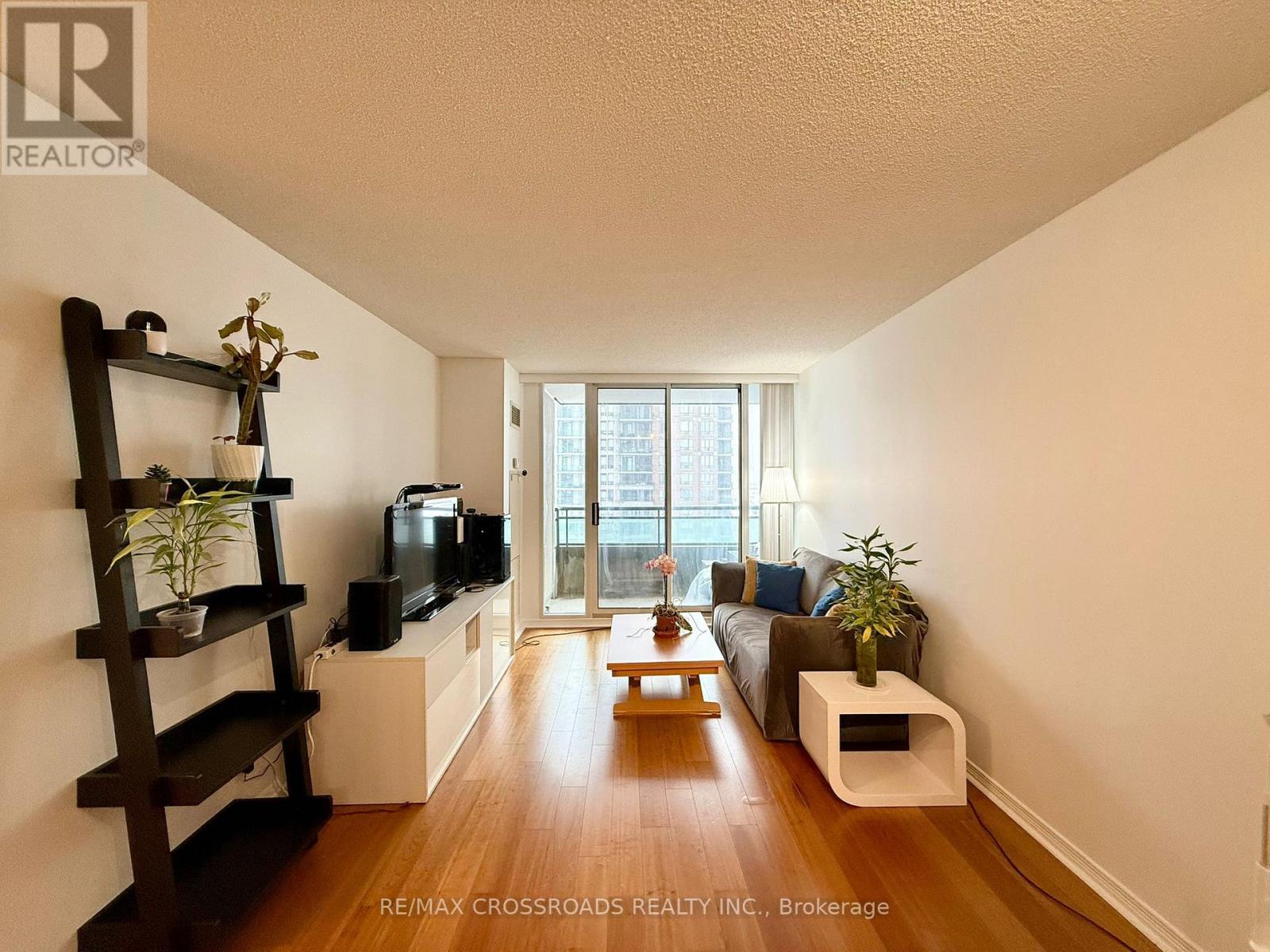 712 - 350 Red Maple Road, Richmond Hill, ON - Indoor Photo Showing Other Room