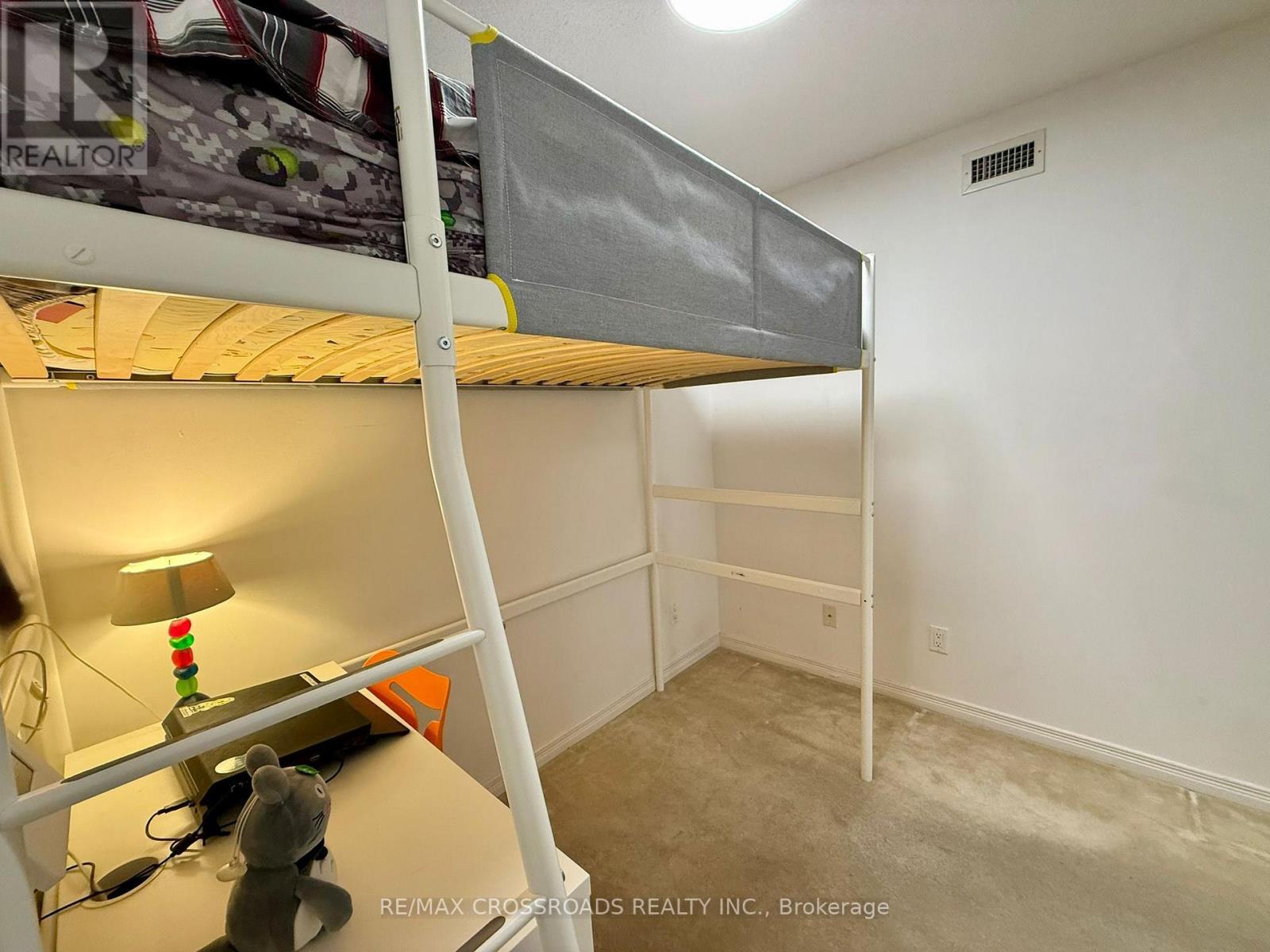 712 - 350 Red Maple Road, Richmond Hill, ON - Indoor