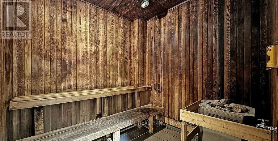 712 - 350 Red Maple Road, Richmond Hill, ON - Indoor Photo Showing Other Room